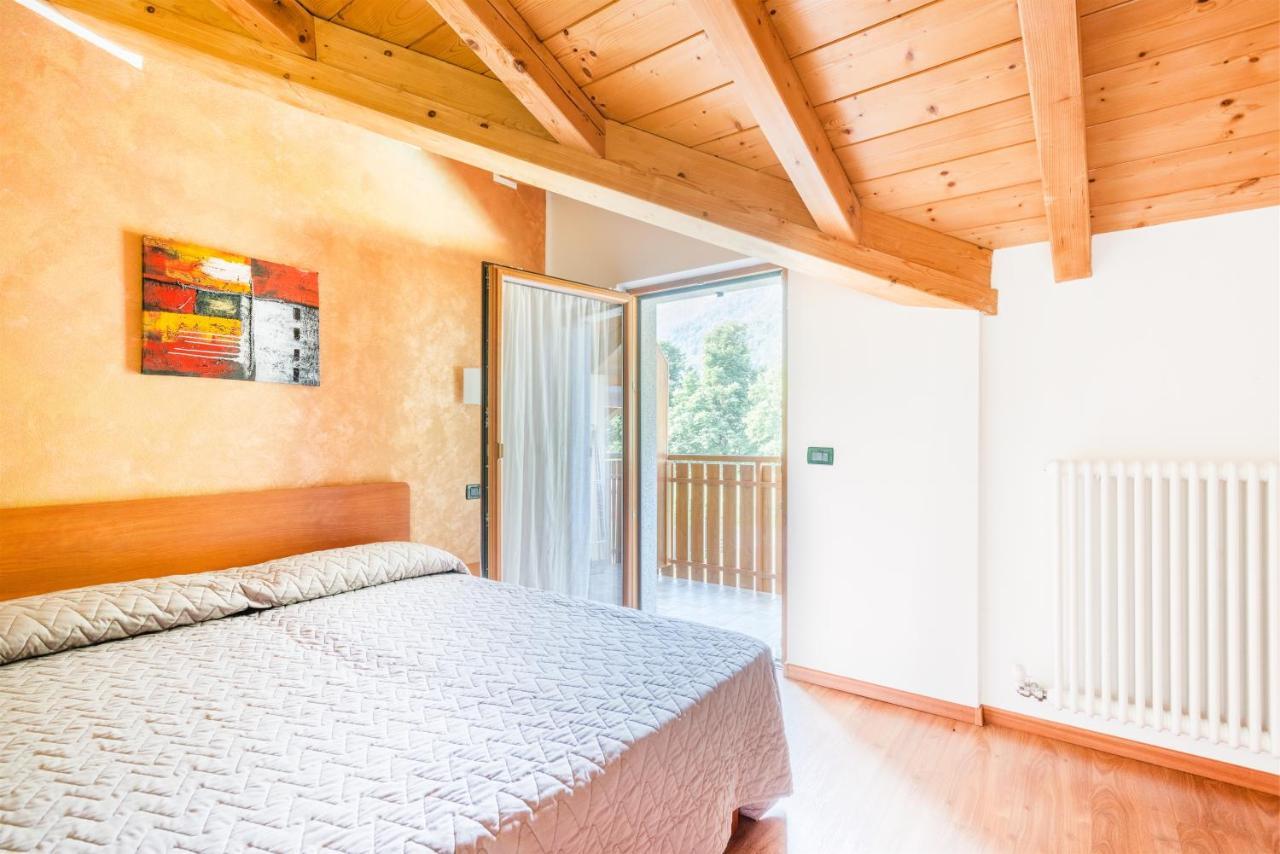 Residence Toli Pieve Di Ledro Eksteriør bilde